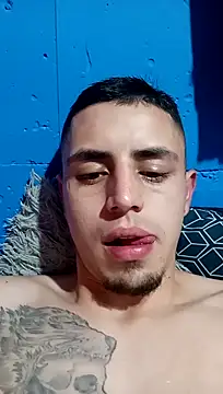 Snapshot of 1C2AM22 chatting on 09-25-25, 05:11 1C2AM22 online show from 09-25-25, 05:11