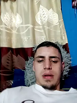 Snapshot of 1C2AM22 chatting on 10-01-25, 04:29 1C2AM22 online show from 10-01-25, 04:29