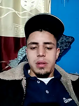 Snapshot of 1C2AM22 chatting on 10-11-25, 01:16 1C2AM22 online show from 10-11-25, 01:16