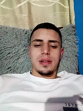 Snapshot of 1C2AM22 chatting on 11-12-25, 03:40 1C2AM22 online show from 11-12-25, 03:40