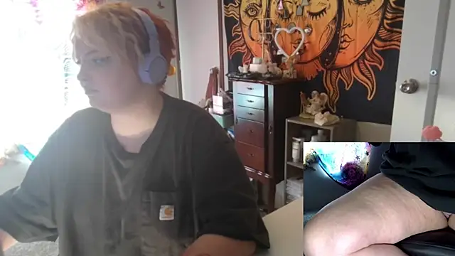 Annikkaa online show from 09-10-25, 05:57