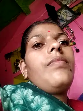 Snapshot of Neelam_hot34 chatting on 10-22-25, 10:26 Neelam hot34 online show from 10-22-25, 10:26