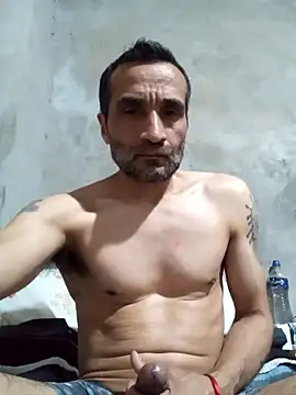 Snapshot of djl7723 chatting on 10-11-25, 07:56 djl7723 online show from 10-11-25, 07:56