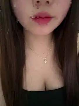 Snapshot of Behoaxinh chatting on 03-02-26, 01:18 Behoaxinh online show from 03-02-26, 01:18