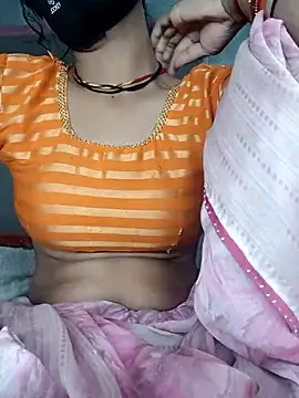 Snapshot of Cutey_neha01 chatting on 09-11-25, 08:31 Cutey neha01 online show from 09-11-25, 08:31