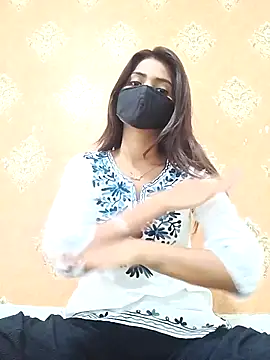 Beauty-Angel online show from 09-19-25, 04:58
