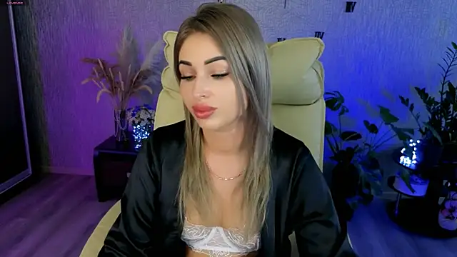 NikkiiStill online show from 06-25-26, 07:35