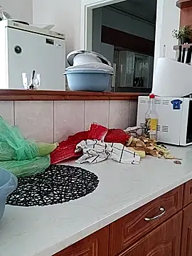 MiriandZacki online show from 10-19-25, 09:54