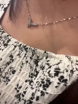 Snapshot of smgirls chatting on 09-26-25, 12:20 smgirls online show from 09-26-25, 12:20