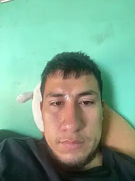 Snapshot of True_Di chatting on 04-04-26, 12:24 True Di online show from 04-04-26, 12:24