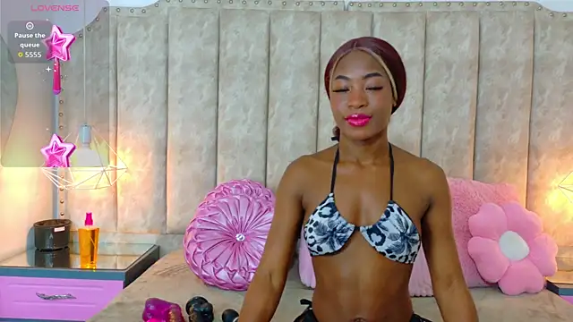 Snapshot of MadissonBonny_ chatting on 10-02-25, 08:27 MadissonBonny online show from 10-02-25, 08:27