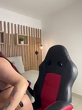 emma cleir online show from 10-01-25, 07:42