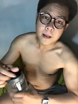 Snapshot of datnguyenvn chatting on 03-27-26, 02:28 datnguyenvn online show from 03-27-26, 02:28