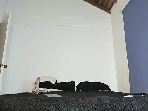 cataleya villalobos online show from 10-01-25, 05:52