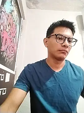 Snapshot of G_RICO chatting on 10-28-25, 07:05 G RICO online show from 10-28-25, 07:05