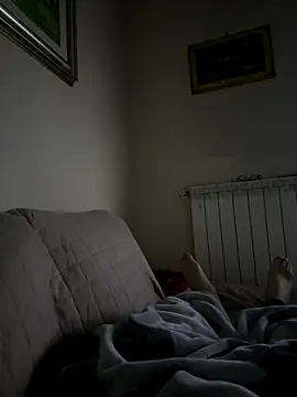 Snapshot of lorenzil86 chatting on 11-15-25, 06:00 lorenzil86 online show from 11-15-25, 06:00