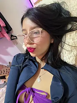 Min junn online show from 10-07-25, 02:09