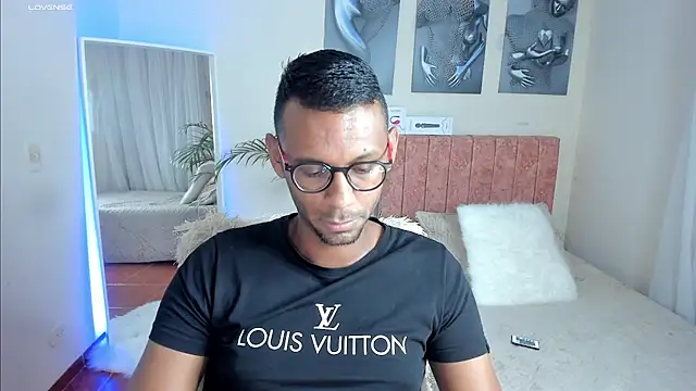 KingEdward  online show from 09-25-25, 10:19