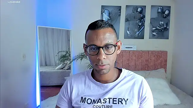 KingEdward  online show from 10-04-25, 10:13