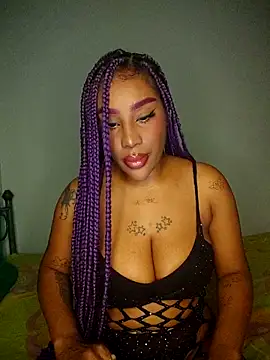 Queen Amara online show from 12-01-25, 03:11