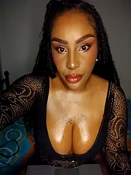 Queen Amara online show from 05-10-26, 03:44