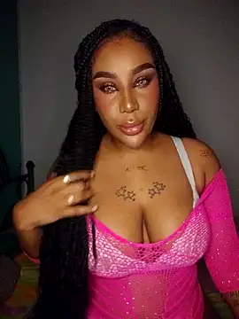 Queen Amara online show from 05-12-26, 03:58