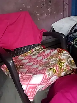 Komal-Rajput online show from 12-20-25, 04:47