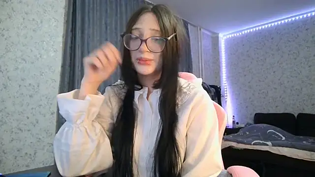 KeicyKlark online show from 09-12-25, 06:08