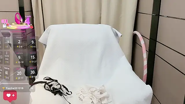  Ling Ling online show from 10-31-25, 11:33