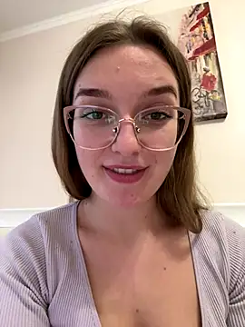 Bellatrisssaa online show from 11-29-25, 01:47