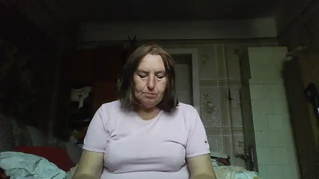 Snapshot of AnnaLive570 chatting on 10-08-25, 12:47 AnnaLive570 online show from 10-08-25, 12:47