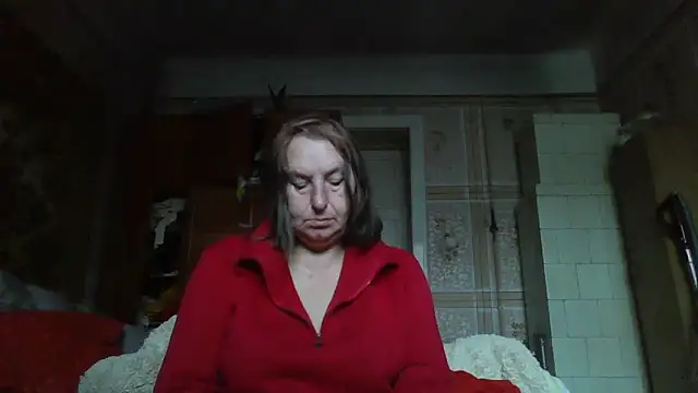 Snapshot of AnnaLive570 chatting on 10-24-25, 08:00 AnnaLive570 online show from 10-24-25, 08:00