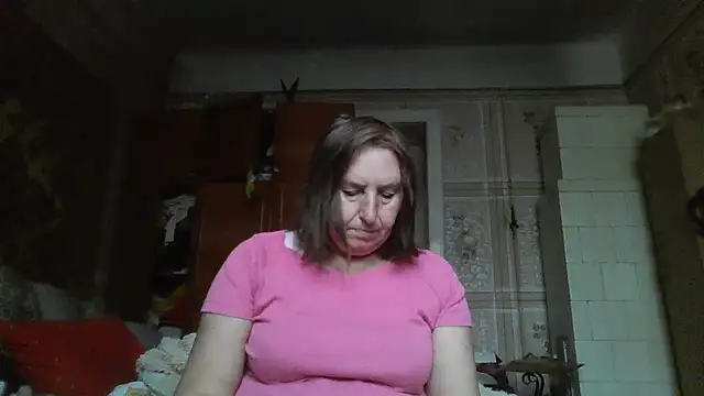 Snapshot of AnnaLive570 chatting on 11-06-25, 09:54 AnnaLive570 online show from 11-06-25, 09:54