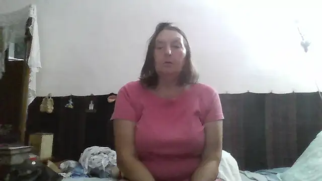 Snapshot of AnnaLive570 chatting on 06-27-26, 12:26 AnnaLive570 online show from 06-27-26, 12:26
