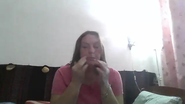 Snapshot of AnnaLive570 chatting on 06-28-26, 03:18 AnnaLive570 online show from 06-28-26, 03:18