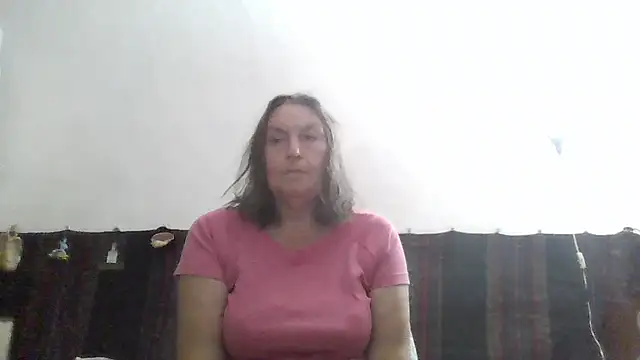 Snapshot of AnnaLive570 chatting on 07-15-26, 01:44 AnnaLive570 online show from 07-15-26, 01:44