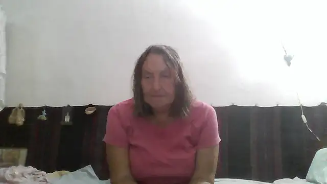 Snapshot of AnnaLive570 chatting on 07-19-26, 03:32 AnnaLive570 online show from 07-19-26, 03:32