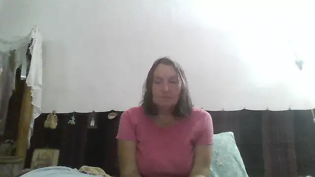 Snapshot of AnnaLive570 chatting on 07-19-26, 04:00 AnnaLive570 online show from 07-19-26, 04:00