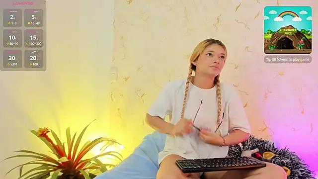 Snapshot of liamonrou chatting on 11-04-25, 02:05 liamonrou online show from 11-04-25, 02:05