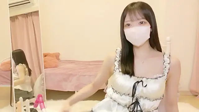 roachan  online show from 02-07-26, 03:16