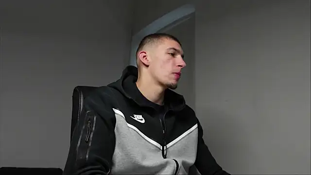 Ryan Dozer online show from 10-05-25, 05:39