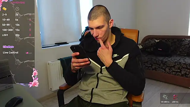 Snapshot of Ryan_Dozer chatting on 02-14-26, 07:05 Ryan Dozer online show from 02-14-26, 07:05