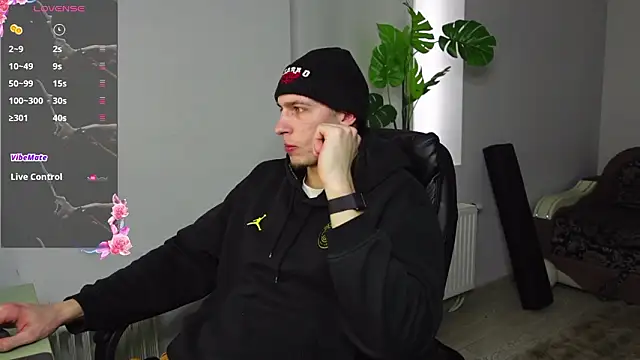 Snapshot of Ryan_Dozer chatting on 02-28-26, 07:20 Ryan Dozer online show from 02-28-26, 07:20