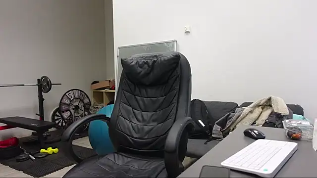 Snapshot of Ryan_Dozer chatting on 03-26-26, 06:52 Ryan Dozer online show from 03-26-26, 06:52