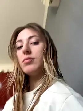 Sashailardi online show from 10-12-25, 04:28