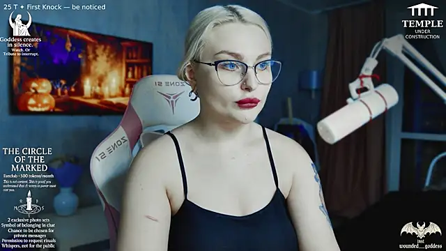 Snapshot of Wounded_Goddess_ chatting on 11-03-25, 02:51 Wounded Goddess  online show from 11-03-25, 02:51