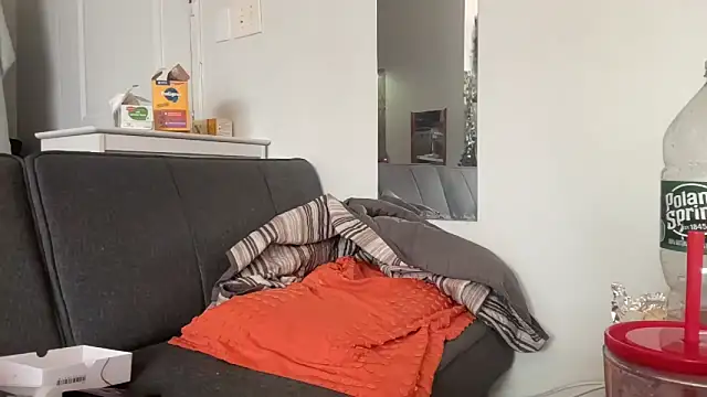 Snapshot of littyleesh1 chatting on 09-26-25, 03:38 littyleesh1 online show from 09-26-25, 03:38