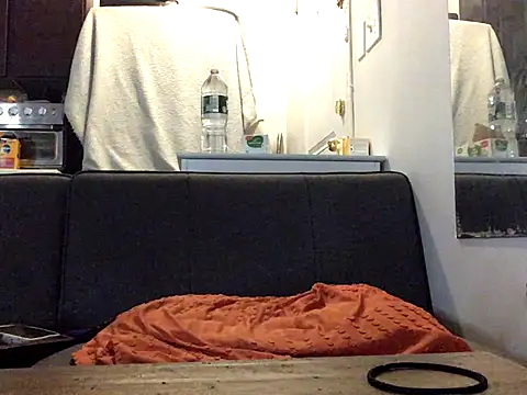 Snapshot of littyleesh1 chatting on 09-30-25, 03:22 littyleesh1 online show from 09-30-25, 03:22