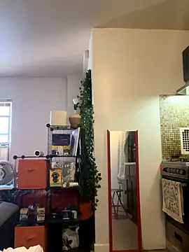 Snapshot of littyleesh1 chatting on 10-09-25, 09:13 littyleesh1 online show from 10-09-25, 09:13