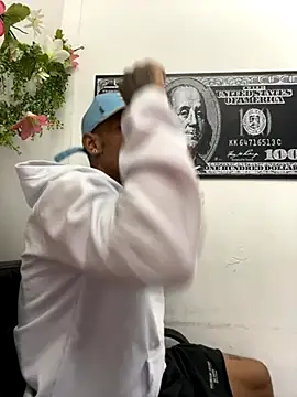 Snapshot of carl_jhonson821 chatting on 10-21-25, 05:02 carl jhonson821 online show from 10-21-25, 05:02